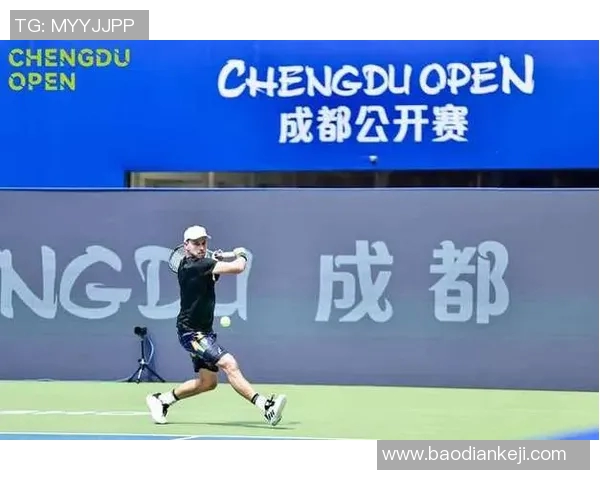 成都网球队以74分稳居冠军赛积分榜首位争夺激烈引人关注